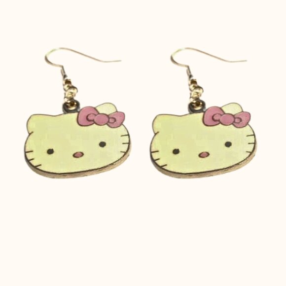 Hello Kitty Earrings - Picture 1 of 3